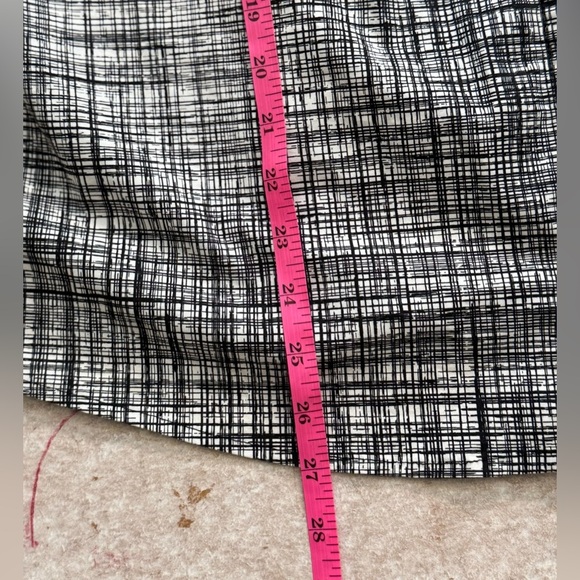 Worthington Women's Sleeveless Button-Up V-Neck Blouse – Size 2XL Plaid Collared - Picture 8 of 10